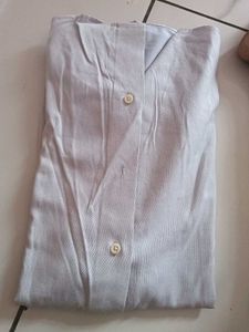 Men's Classic Button-Down Shirt(new)