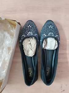 New valvet Sparkling Blue Ballerinas size 40