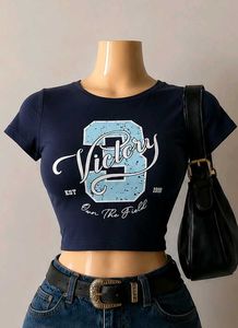CROPPED BLOKETTE TSHIRT ⚽(COMPLETELY NEW)