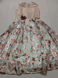 Stunning Floral Print Gown🤩🤩