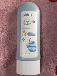 Plum Rice Water &amp; Niacinamide Sheer-Tinted Sunscre