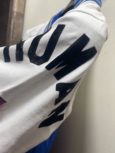 Size L Being Human
