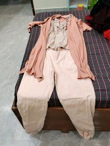 Chic 3-Piece Women's Outfit - Peach & Flora