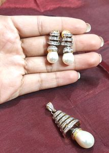 Pendant And Earrings Set