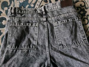 Trendy Black Wash Cargo Jeans