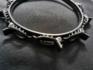 Stylish Black Headband with Claws
