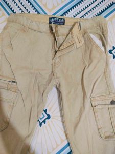 Men's t Shirt and Khaki Cargo Pants Set