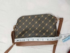 Stylish Brown Crossbody Bag
