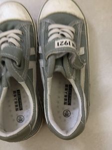 Stylish Grey Canvas Sneakers