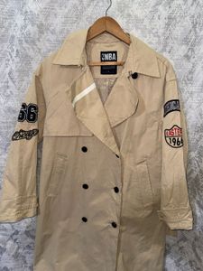 Trendy Beige Trench Coat with Patches