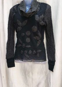 I. Unique Textured Long Sleeve Top