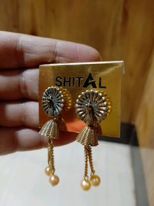 SALE!SALE😱 TRADITIONAL EARRINGS (JHUMKIS)😍For 1