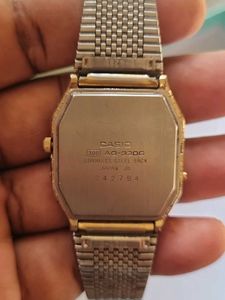 Vintage Casio 1980s Analog-Digital Watch