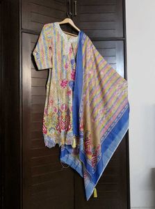 Beautiful Lace Printed Kurta Set with Dupatta