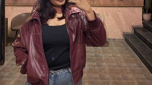 SAVANA Burgundy faux leather bomber jacket