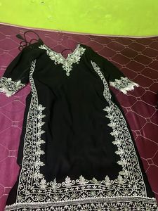 black an white elegant suit