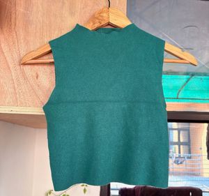 Sleeveless Mock Neck Knit Top