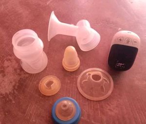Elertric Brestpump with feeding bottle 🍼