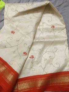 Elegant Cream Saree with Floral Embroidery