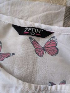 Charming Butterfly Print Top