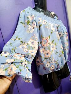 Floral One-Shoulder Top