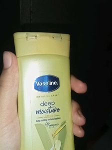 Vaseline Deep Moisture Lotion