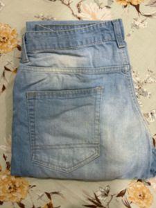Ketch Light Wash Jeans