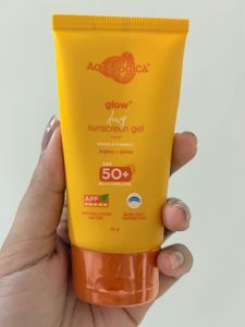 Aqualogica Glow+ Dewy Sunscreen Gel SPF 50+