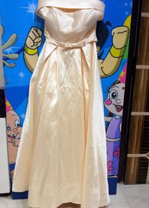 Elegant Off-Shoulder Evening Gown