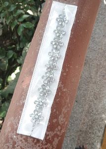Sparkling Flower Chain Mathapatti