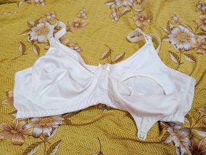 🆓 Feeding Bra - Set of 3 - 40 Size