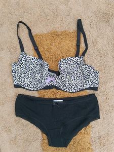 Leopard Print Bra .