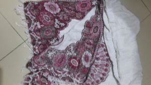 White  And Purpul Stole With Stone
