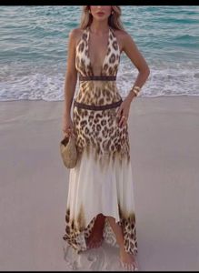 Chic Leopard Print Maxi Dress