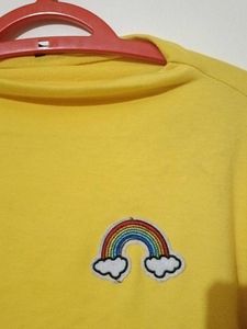 Cute Yellow Cropped Long Sleeve Top