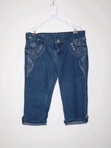 Women's Blue Denim Capri Jeans