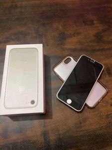 iPhone 7 brand new condition Little used sab k
