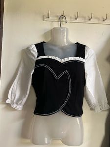 Chic Black & White Puff Sleeve Top
