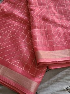 Elegant Pink Saree with White Diamond Pattern