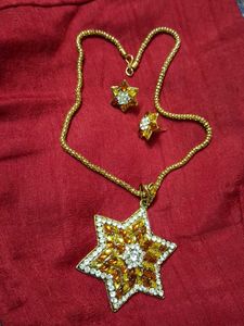 Star Pendant Necklace and Earring Set