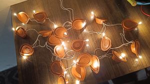 Diwali 🎇 Lights  Diya Jhalar