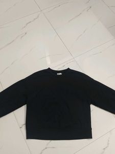H&M Black Sweatshirt