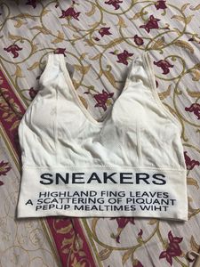 Sneakers Print Sports Bra
