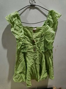 green crop top for women