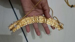 Elegant Kundan &amp; Pearl Choker Necklace