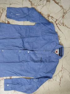 gini &amp; jony Blue Shirt
