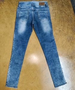 Distressed Acid Wash Skinny Jeans