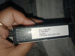 Manish Malhotra &amp; Blue Heaven Compact Powder Combo