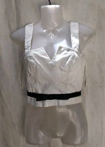 I. Chic White V-Neck Top with Bow Belt