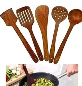 SET OF 5 WITH 1 MINI SPOON FREE .....